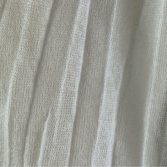 Chico’s Like New White Sleeveless Open Front Lightweight Spring Cardigan Small-O - Picture 13 of 13